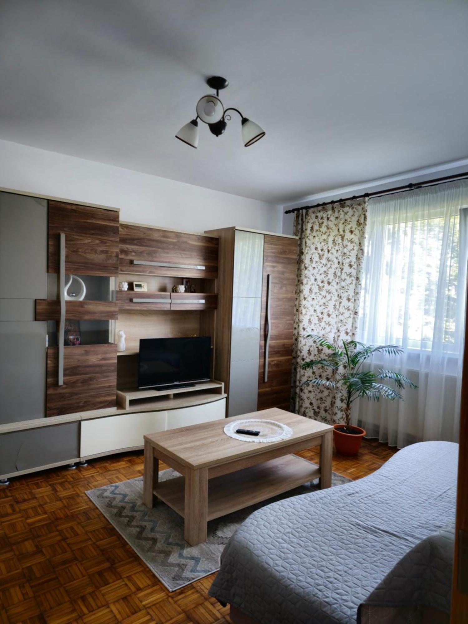 Studio Bulevardul Victoriei Brasov Bagian luar foto